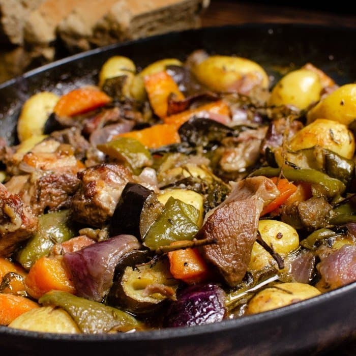 Croatian lamb peka